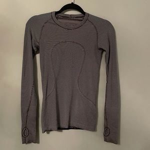 Lululemon long sleeve shirt